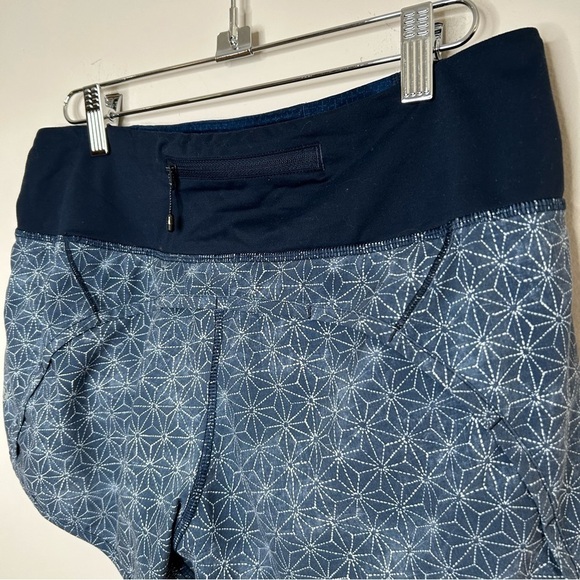 Lululemon Run Times Short 4way Stretch Sashico Star Inkwell Ghost Blue Size 4 - Picture 5 of 7